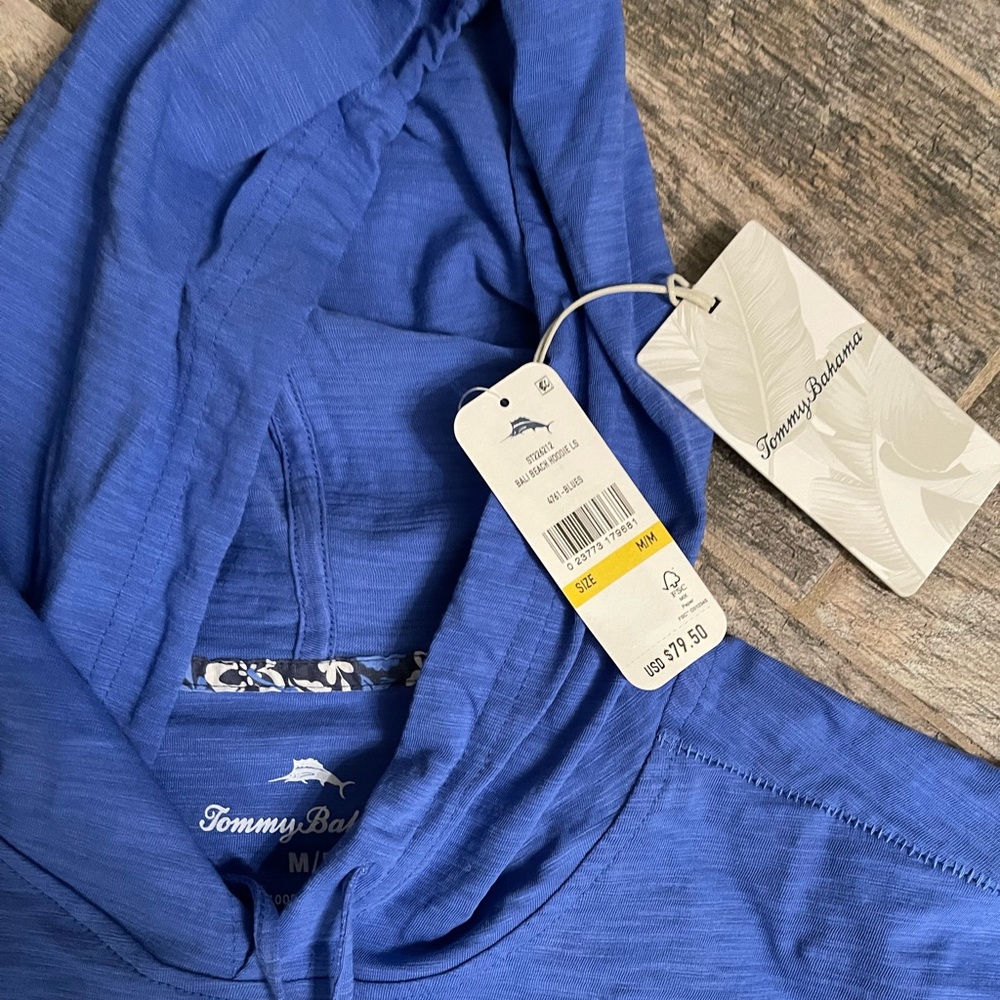 New With Tags Tommy Bahama long sleeve hoodie